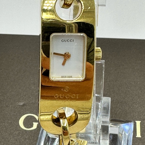 GUCCI Petite White Dial S-Steel Women's Watch Paper Clip Design - Picture 4 of 9